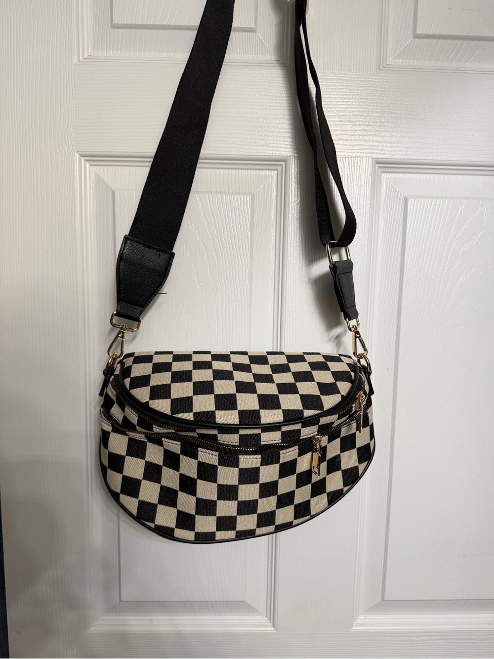 Checkerboard Crossbody Bag - Black & Cream